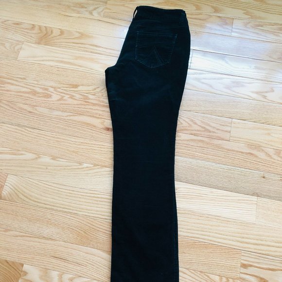 dELiA*s Bailey Women’s Black Corduroy Pants Size 8/10R - Picture 3 of 6